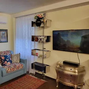  Apartment San Zeno